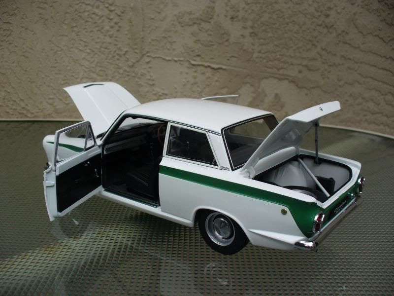 autoart lotus cortina
